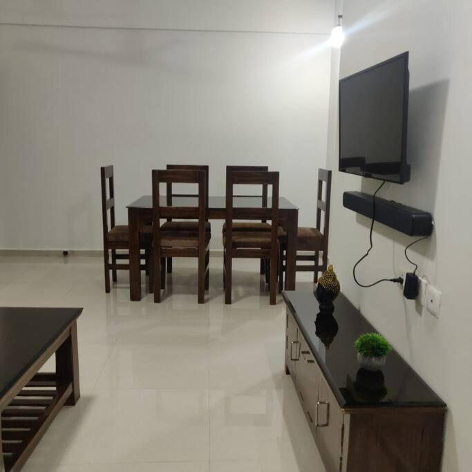ארפורה Kivi'S Kozy 2Bhk Luxurious Apartment Goa By Leela Homes מראה חיצוני תמונה