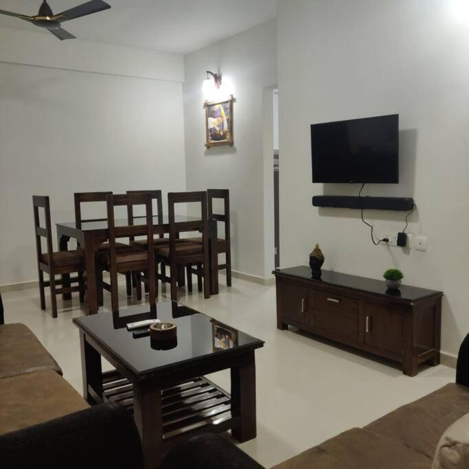 ארפורה Kivi'S Kozy 2Bhk Luxurious Apartment Goa By Leela Homes מראה חיצוני תמונה